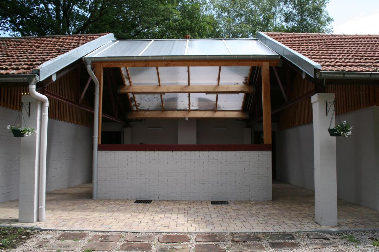 Europe Tents Camping Domaine Des Messires Herpelmont Eksteriør billede